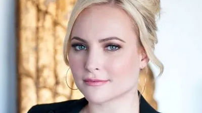 Journalist Meghan McCain lashes out at man who heckled anchor Tucker Carlson