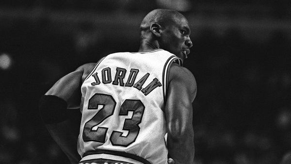 Michael Jordan worn jersey sold for nearly $1.4 million