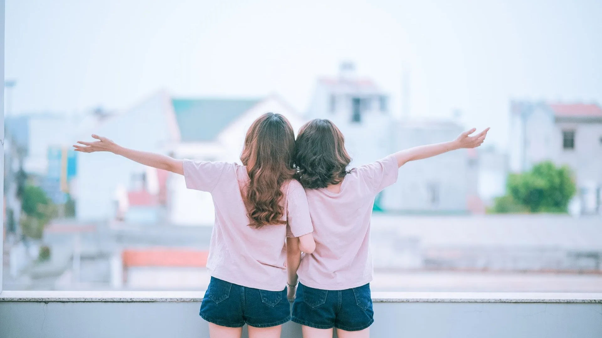 Friendship Day: Things not to say when you catch up with an old friend