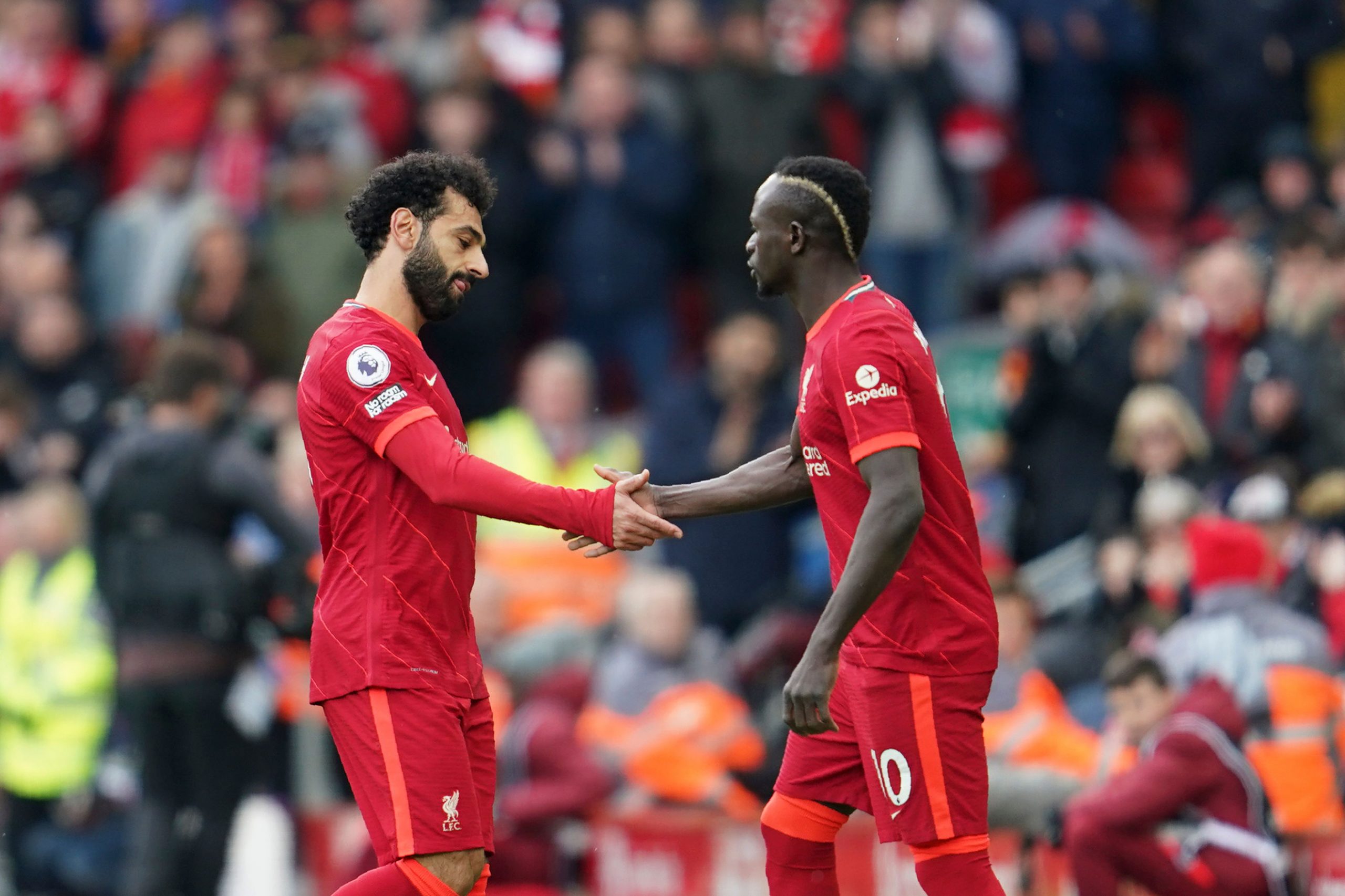 Klopp on Mane, Salah staying on at Liverpool: It’s their own life