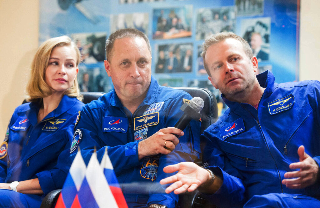 Russia film crew blasts off to make 1st movie in space