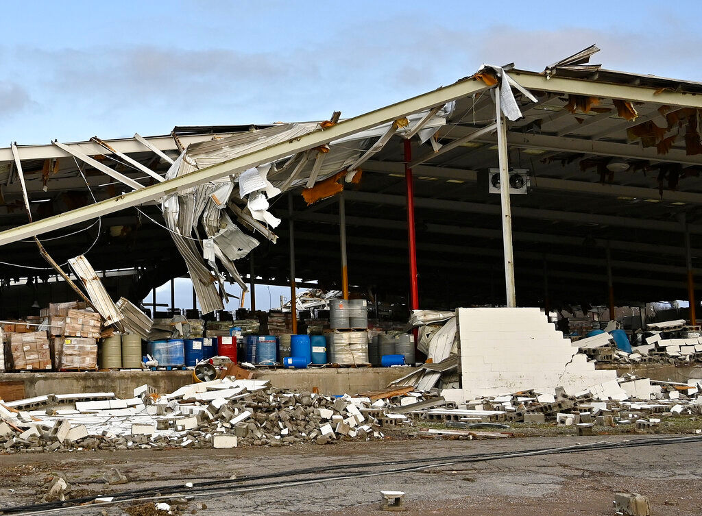 Storm death toll may exceed 100 as rescue crews scour Kentucky factory