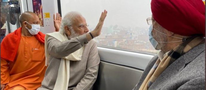 PM Modi rides new Kanpur metro, calls it a memorable experience