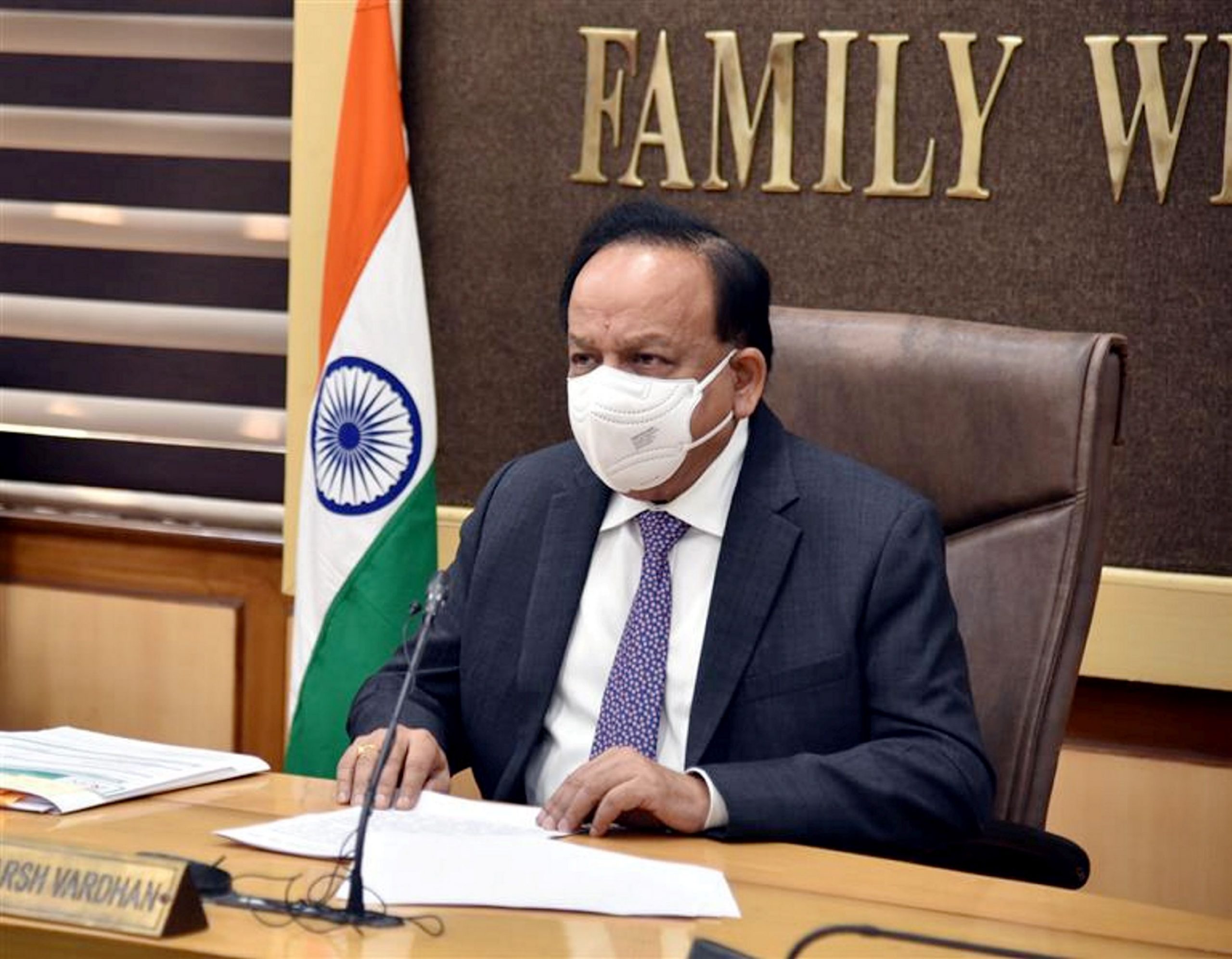 Healthcare workers, people above 65 will be vaccinated on priority: Harsh Vardhan