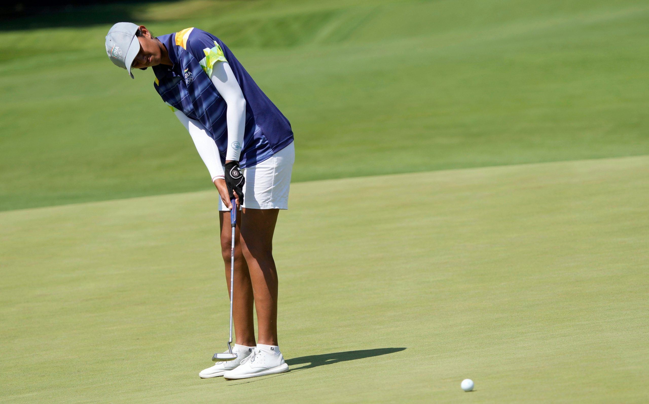Indian golfers Aditi Ashok, Tvesa Malik off to rough starts at Scottish Open
