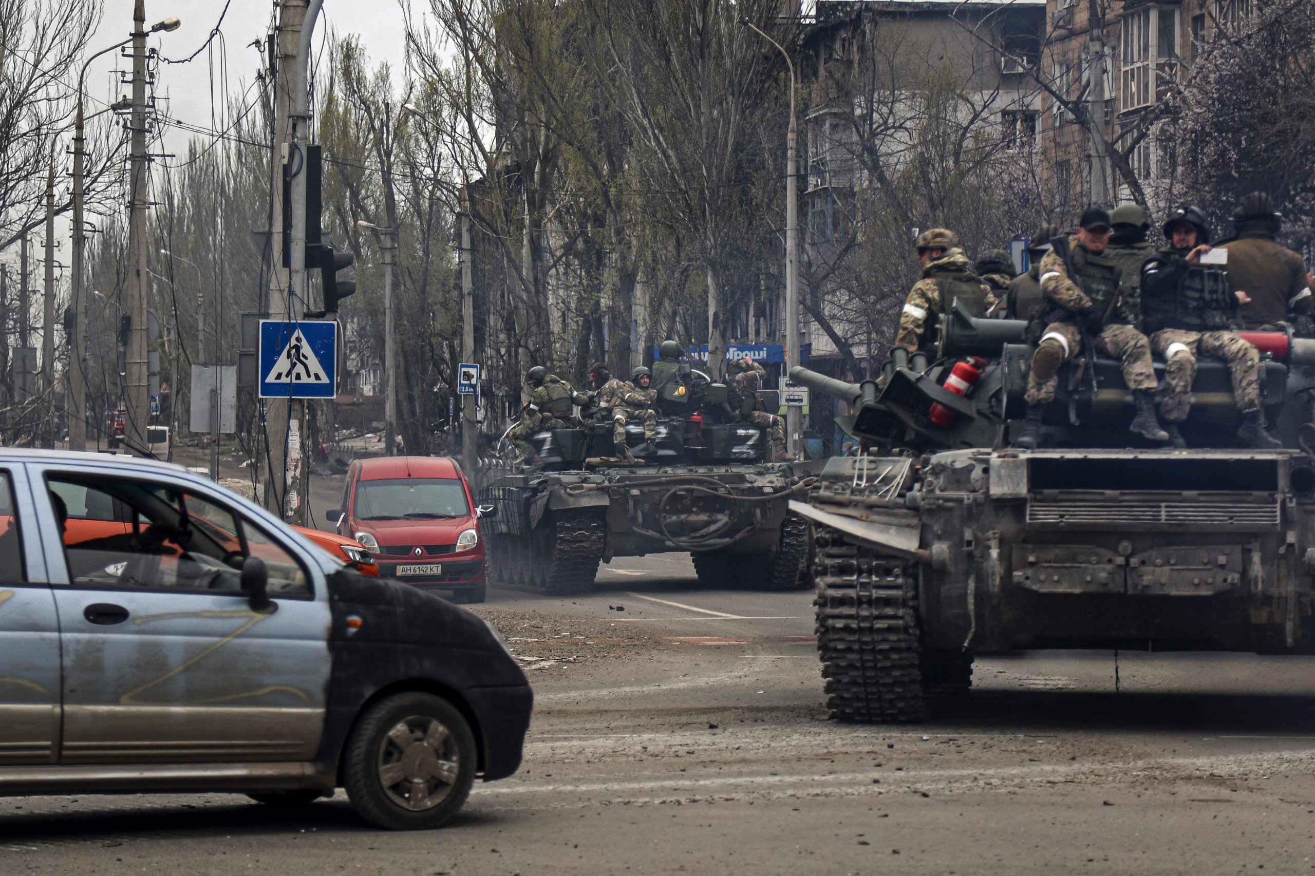 ‘We won’t give up,’ Ukraine commander inside Azovstal plant, seeks safe civilian evacuation
