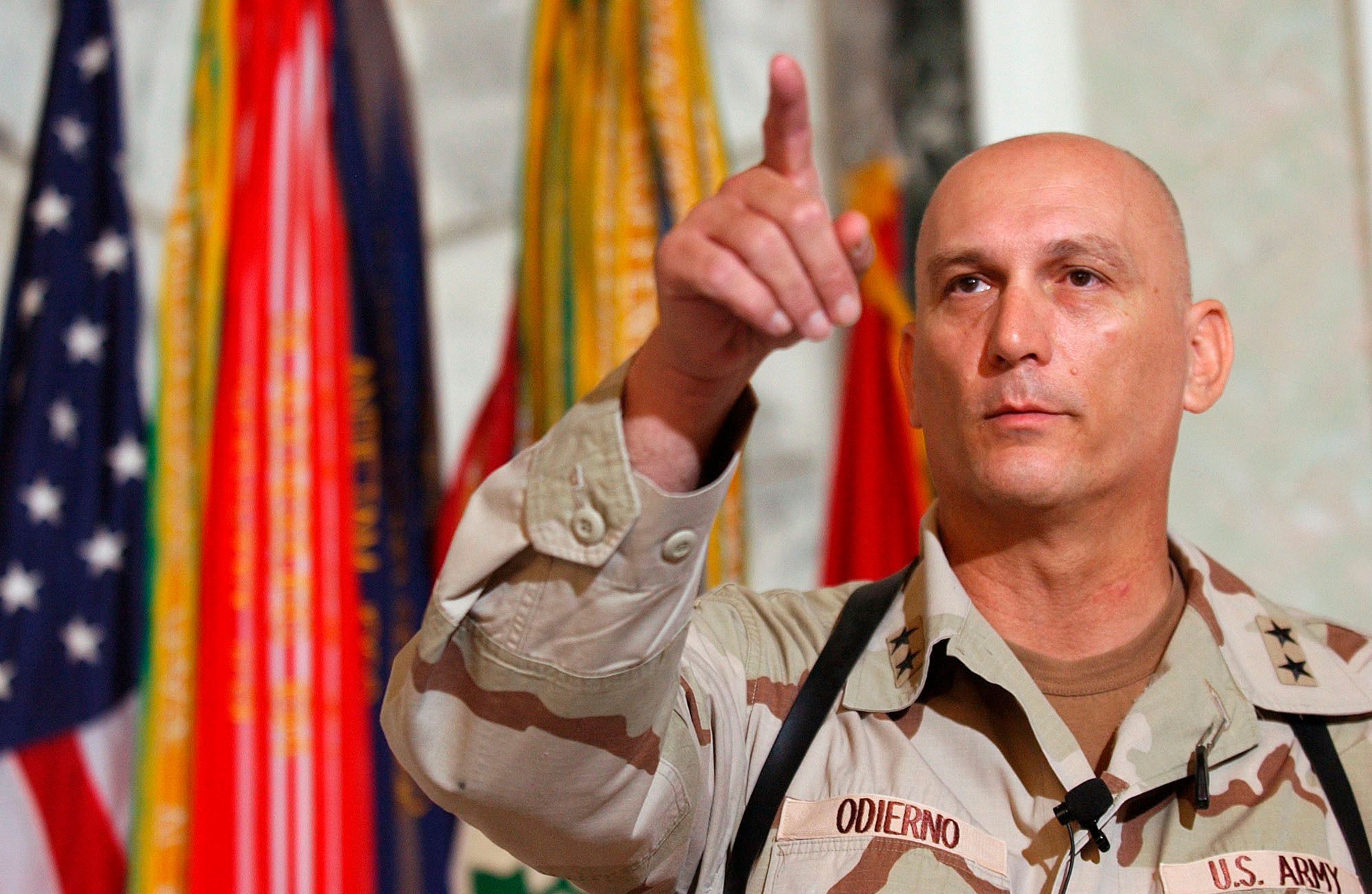 Army General Raymond T. Odierno, who commanded in Iraq, dies of cancer at 67