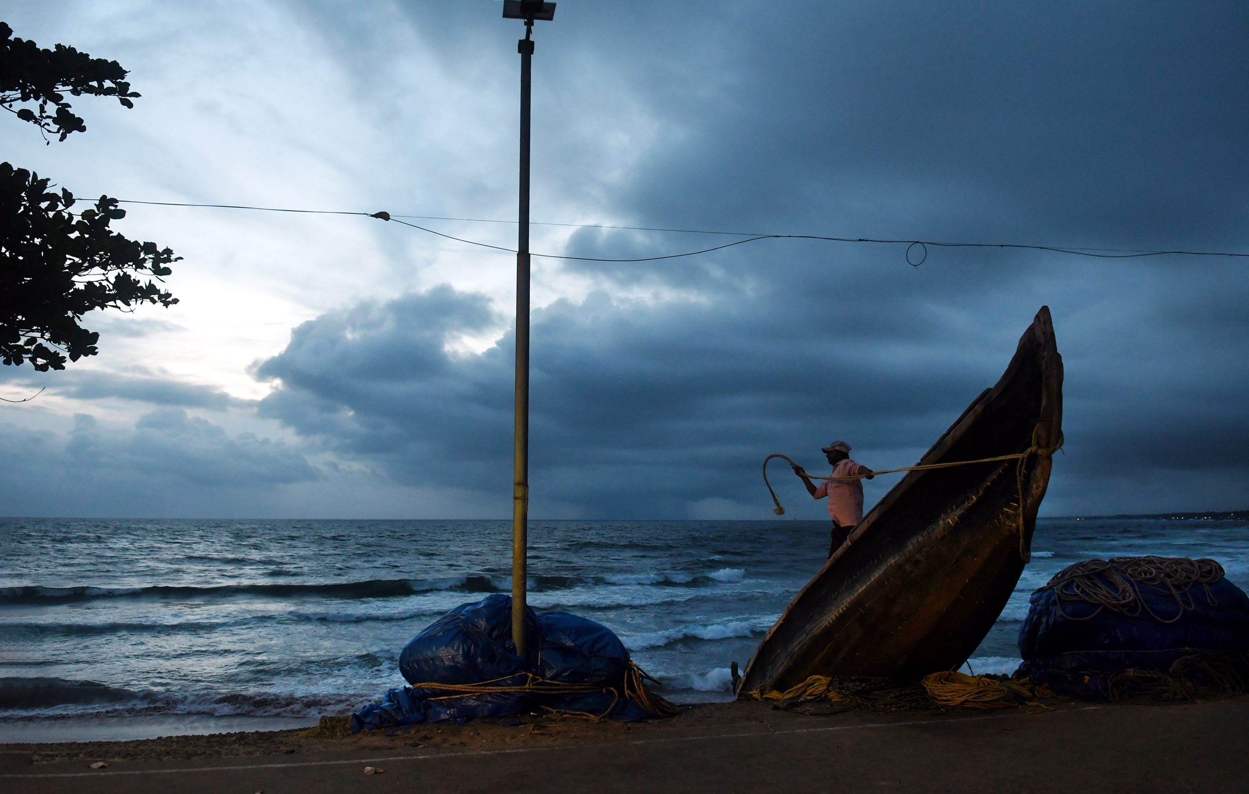 Kerala coasts to witness rapid sea surge in near future, warn experts