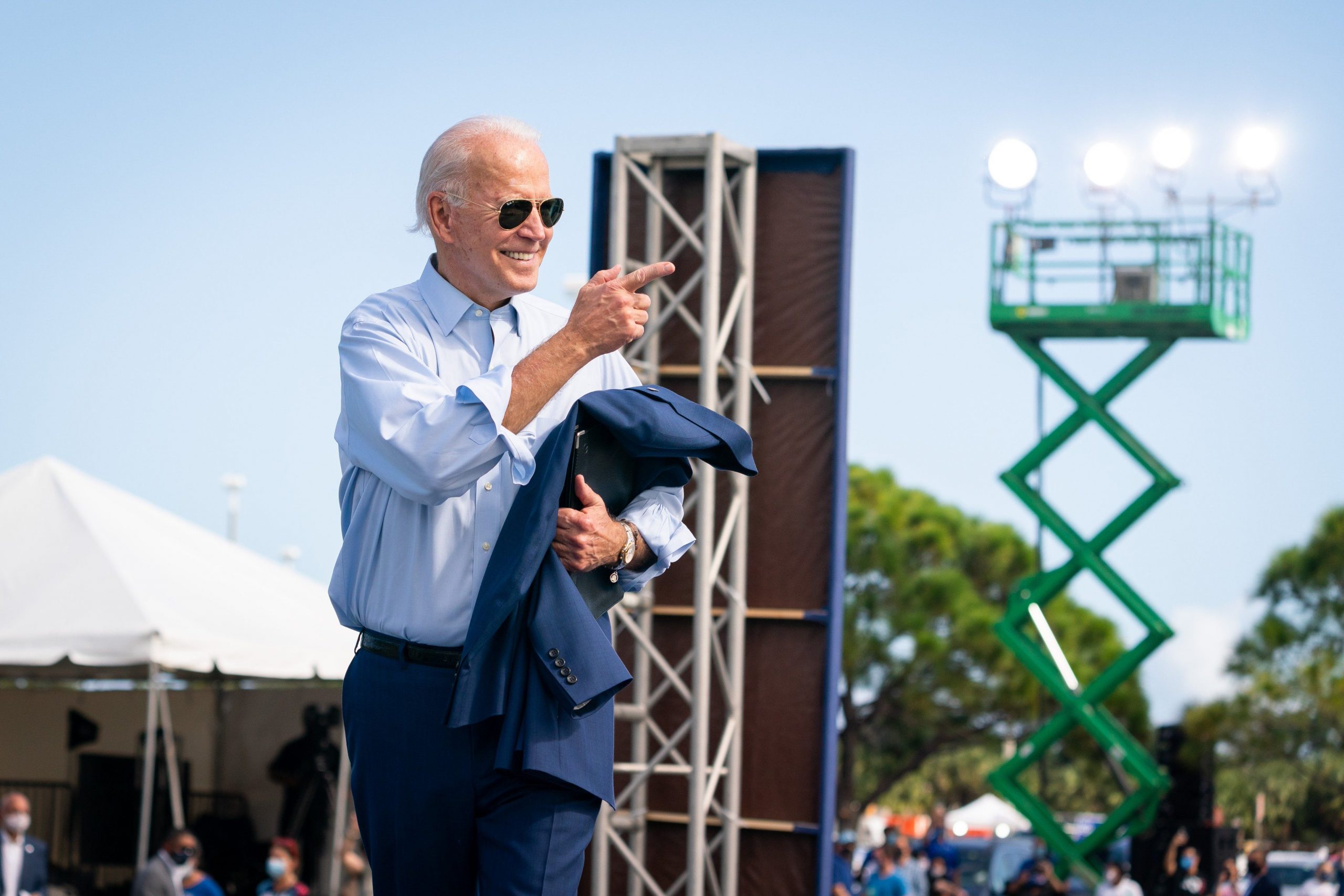 Beer, haircuts and COVID vaccine: Joe Biden’s plan to reach July 4 goal