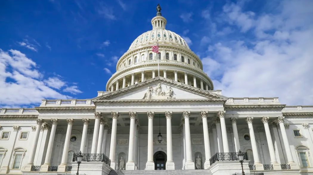 US Congress aims to pass stopgap bill as COVID-19 relief talks continue