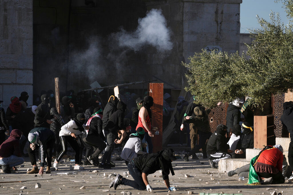 Injury toll of Palestine-Israel clashes in Jerusalem climbs to 153