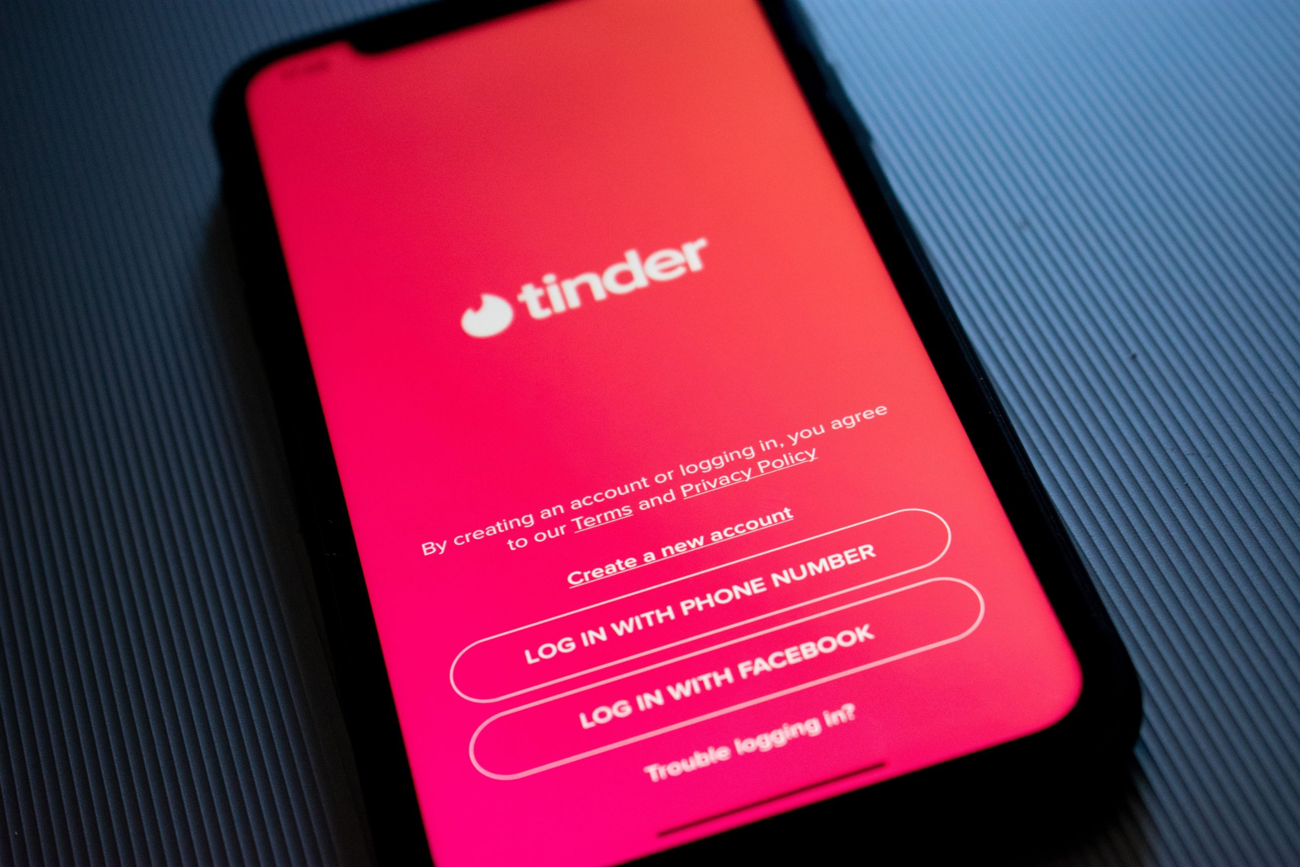 Online dating apps have transformed the way people look at love: Study