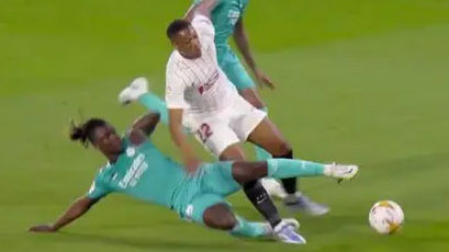 No red, disallowed goal: Erratic refereeing mars Madrid-Sevilla thriller