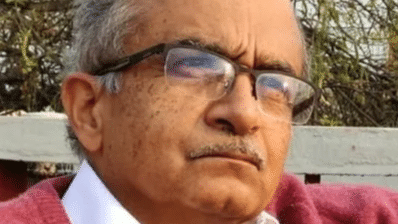 Arun Shourie, N Ram , Prashant Bhushan withdraw plea in Contempt of Courts Act case