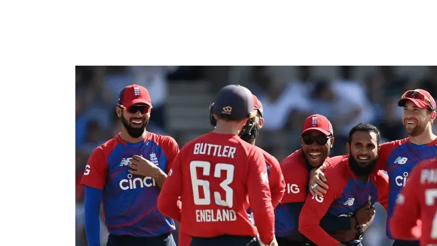 England beat Pakistan by 45 runs in second T20, level series 1-1