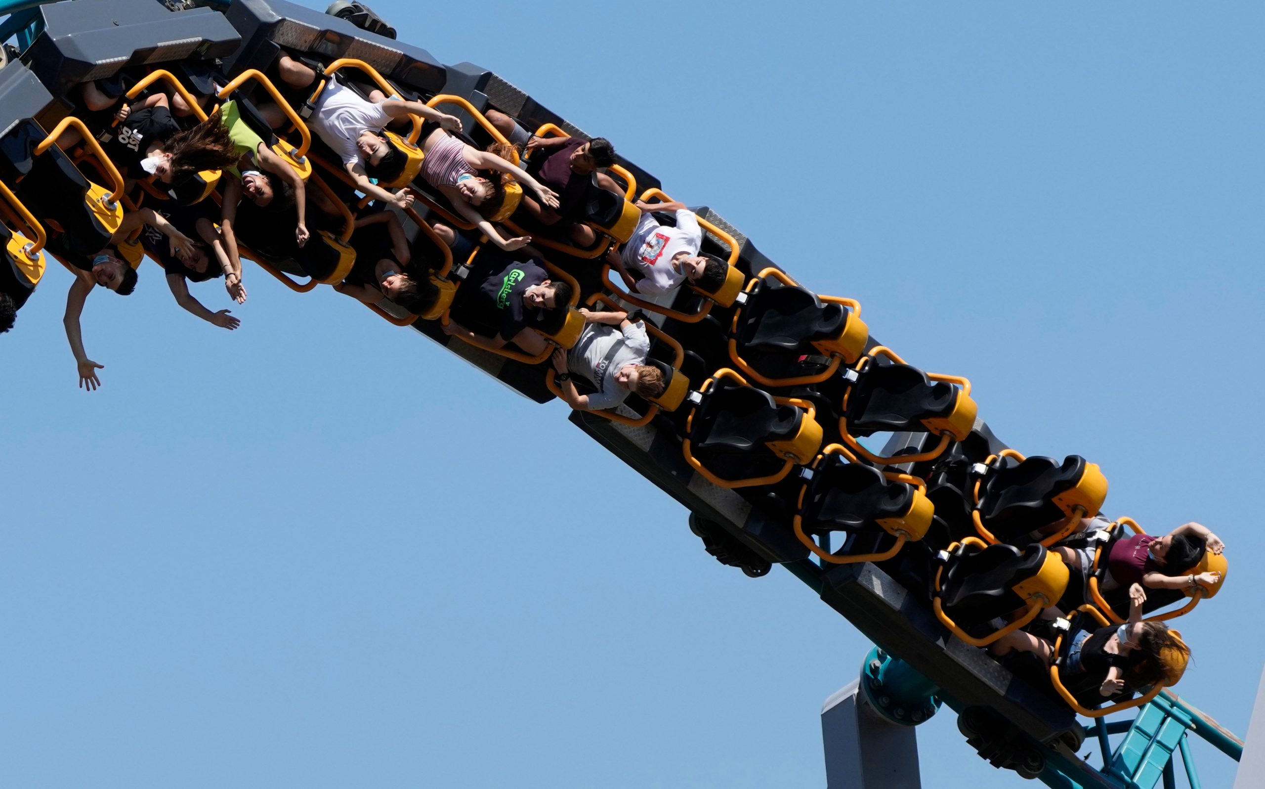 Head over heels: Rollercoaster riders left hanging upside down for 45 mins