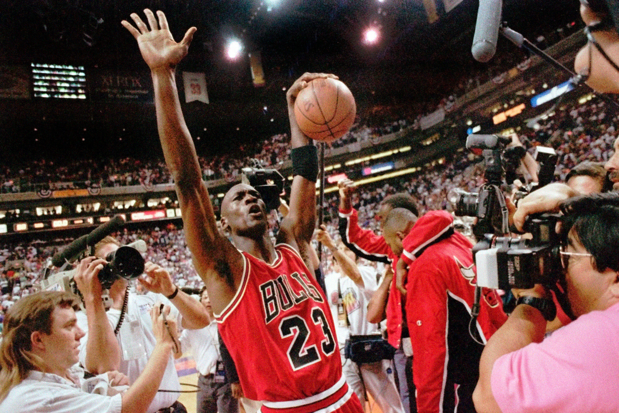 Charging Bulls, flying Jordan: Revisiting NBA in the 1990s