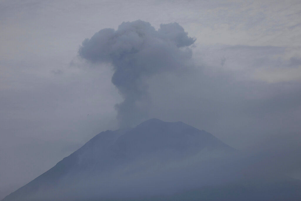 Semeru volcanic eruption in Indonesia kills 13, 10 evacuated