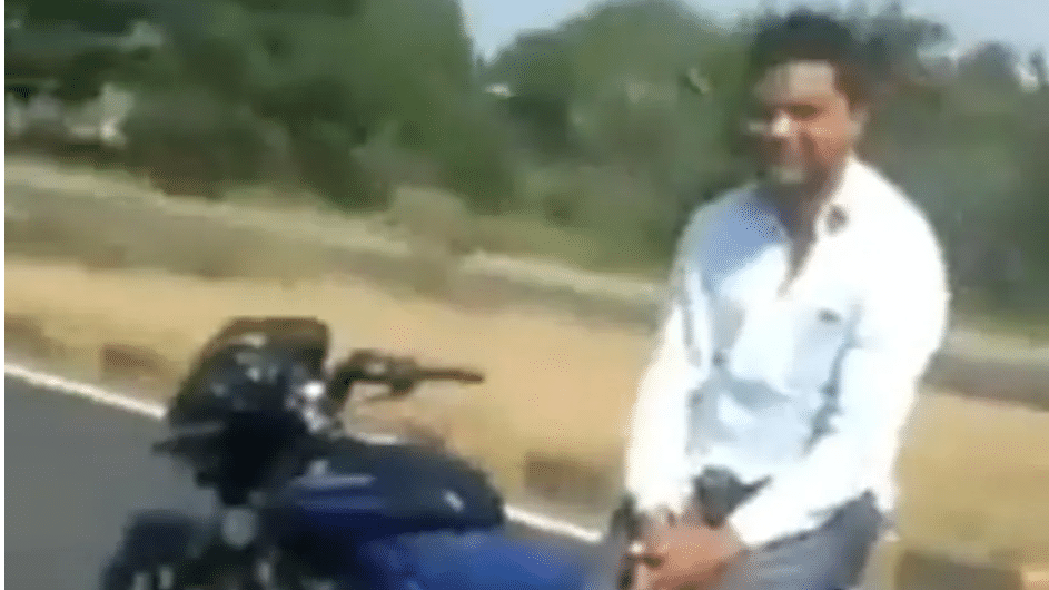 Anand Mahindra dedicates song to desi driverless motorcyle | Watch