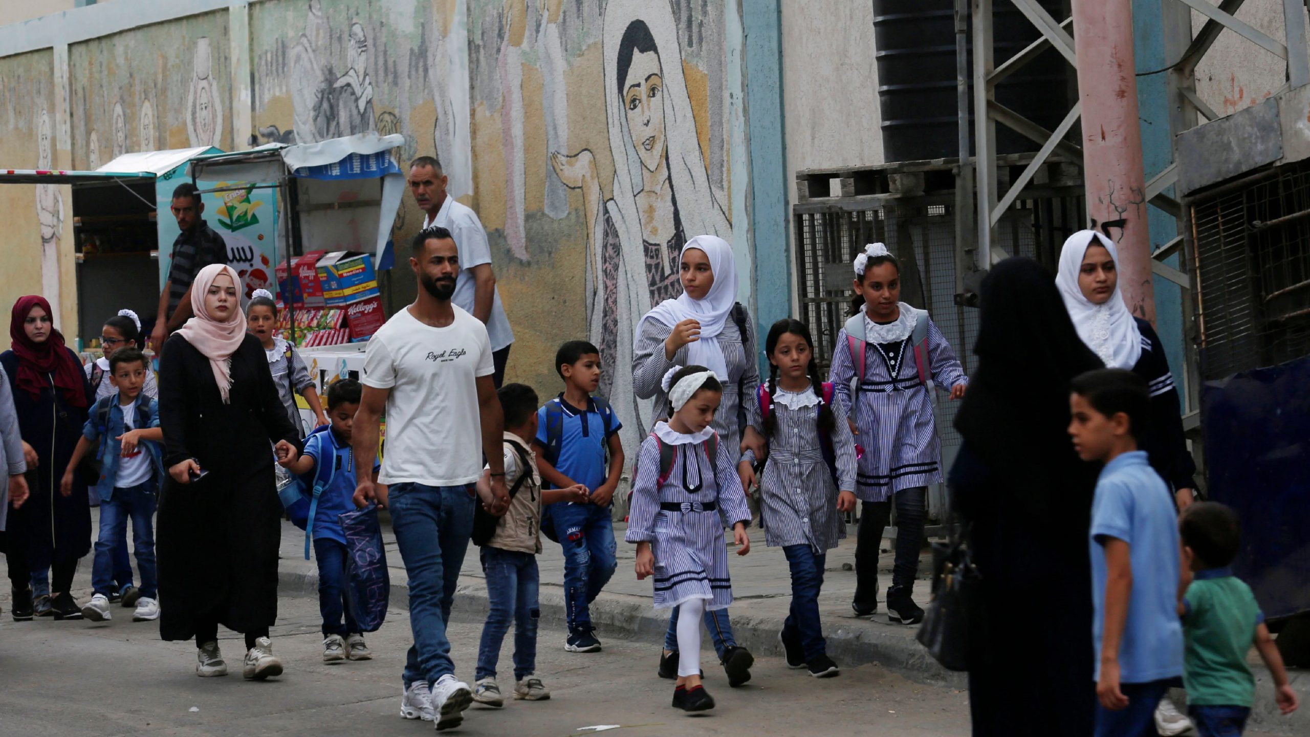Gaza children return to school despite coronavirus fears