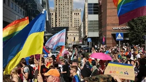 Amid war, Ukraine opens doors to same-sex civil unions
