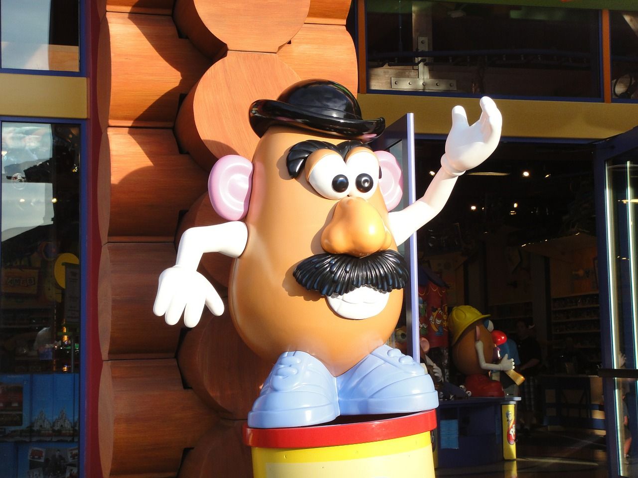 Know all about Mr and Mrs Potato Head from ‘Toy Story’ fame