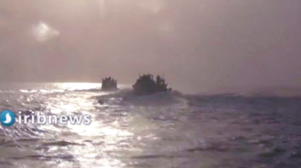 Iran’s navy foils pirate attack in Gulf of Aden