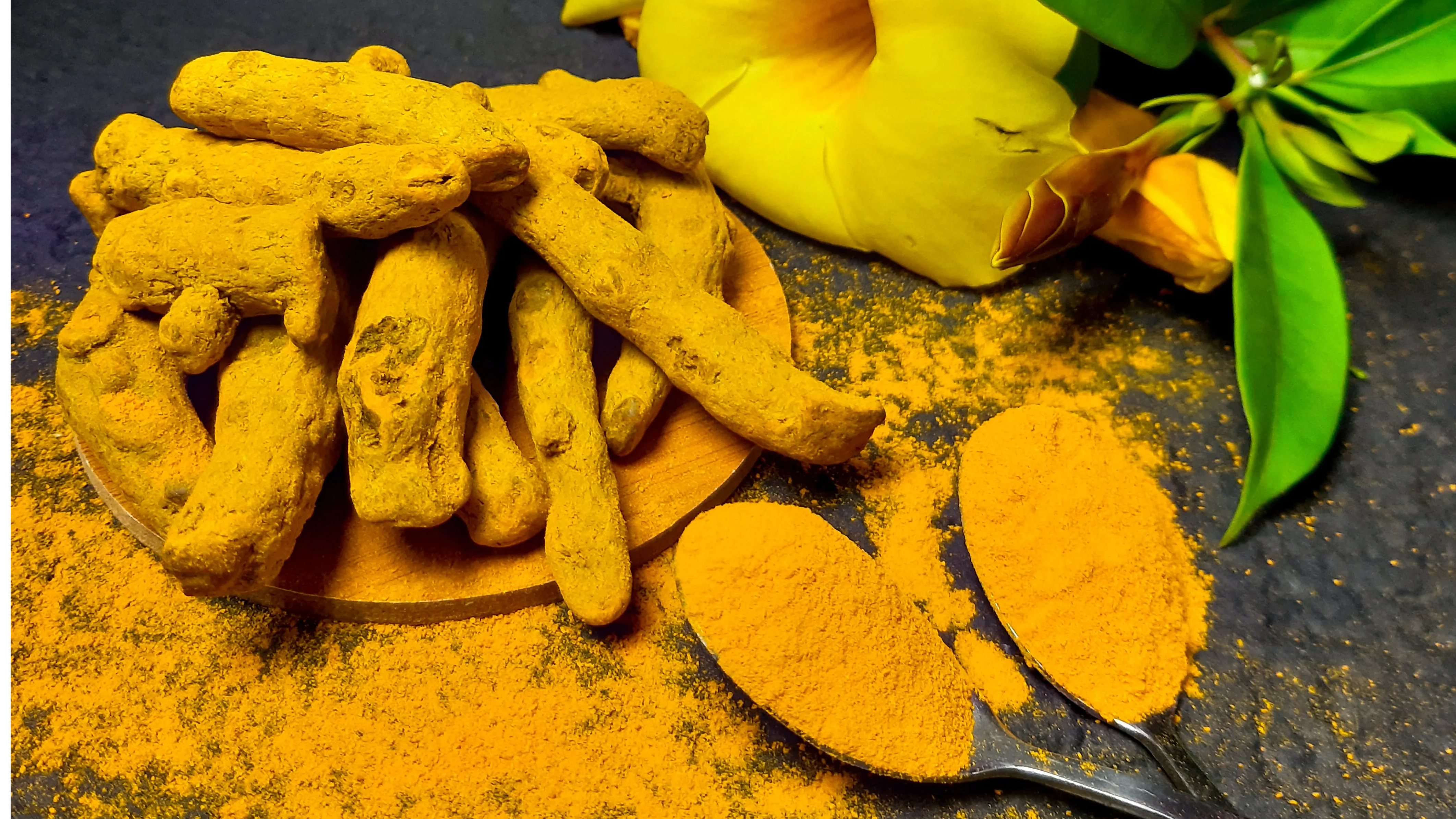 5 reasons why turmeric is a magic ingredient for your health on cold days. Check benefits you may not know