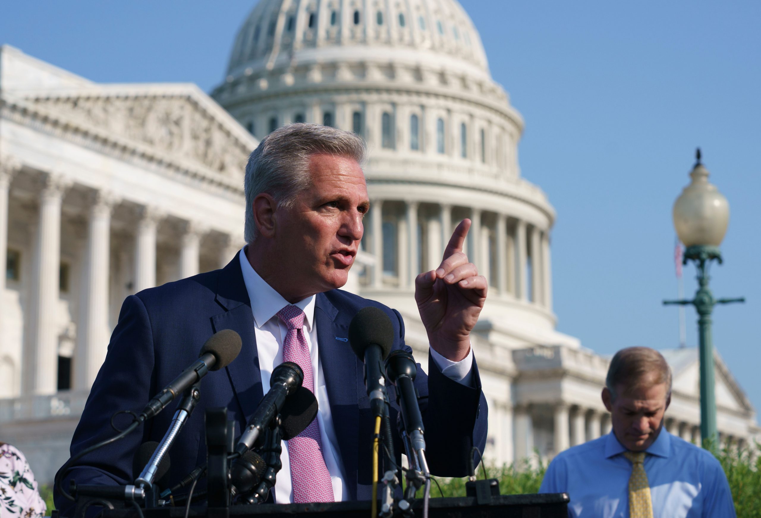 Kevin McCarthy, GOP lawmakers escalate standoff with Jan. 6 House committee