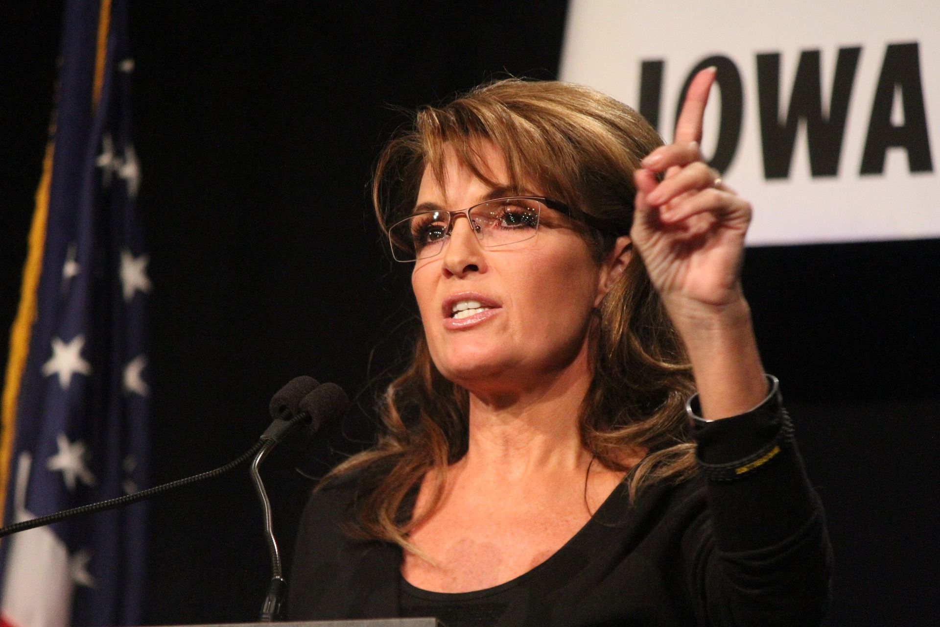 Will take COVID vaccine ‘over my dead body’, says Sarah Palin