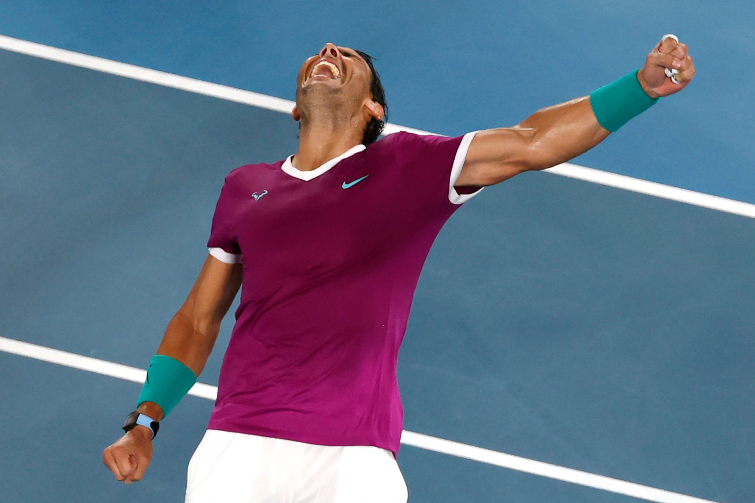 Australian Open 2022: Internet users react to Rafael Nadal sweating, share memes