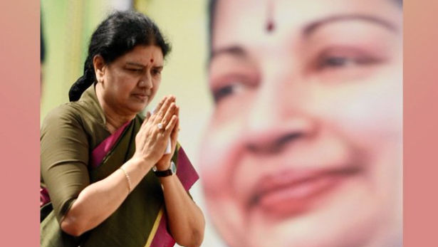 Sasikala returns to Tamil Nadu after four years to grand reception