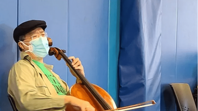 Watch | Legendary Yo-Yo Ma surprises concert while after receiving second COVID jab