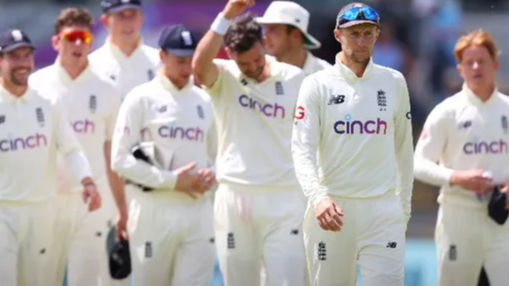 Ollie Robinson recalled as England names 17-member squad for India Tests