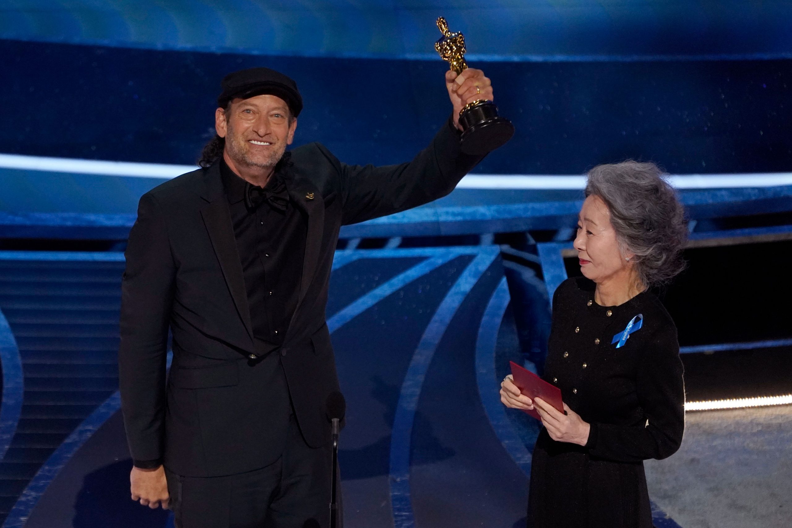 Troy Kotsur’s speech at Oscars 2022 moves hearts, internet calls it ‘most memorable’