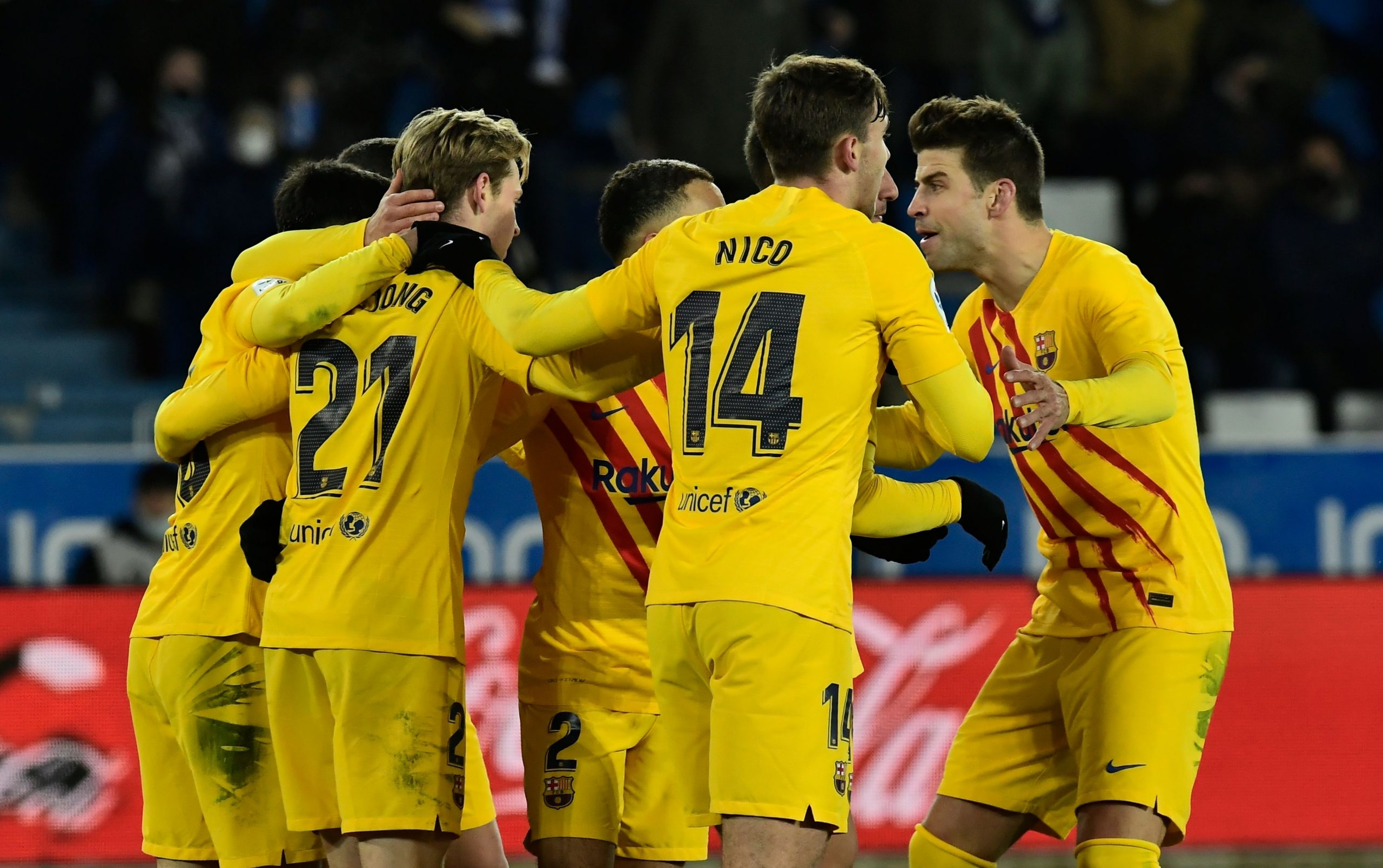 Barcelona wins late to end poor run, Real Madrid held by Elche