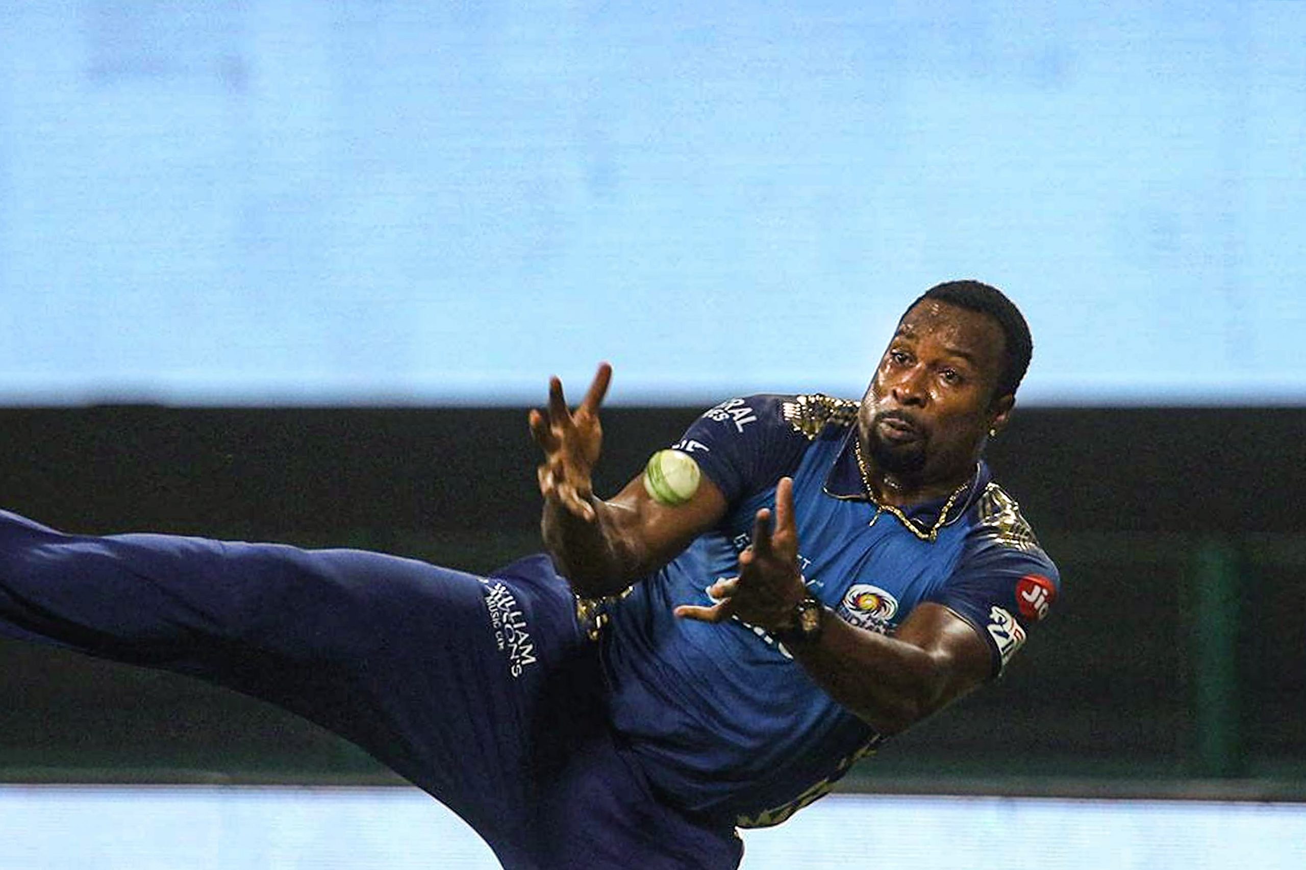 CPL 2021: Kieron Pollard protests against umpire’s decision over wide call