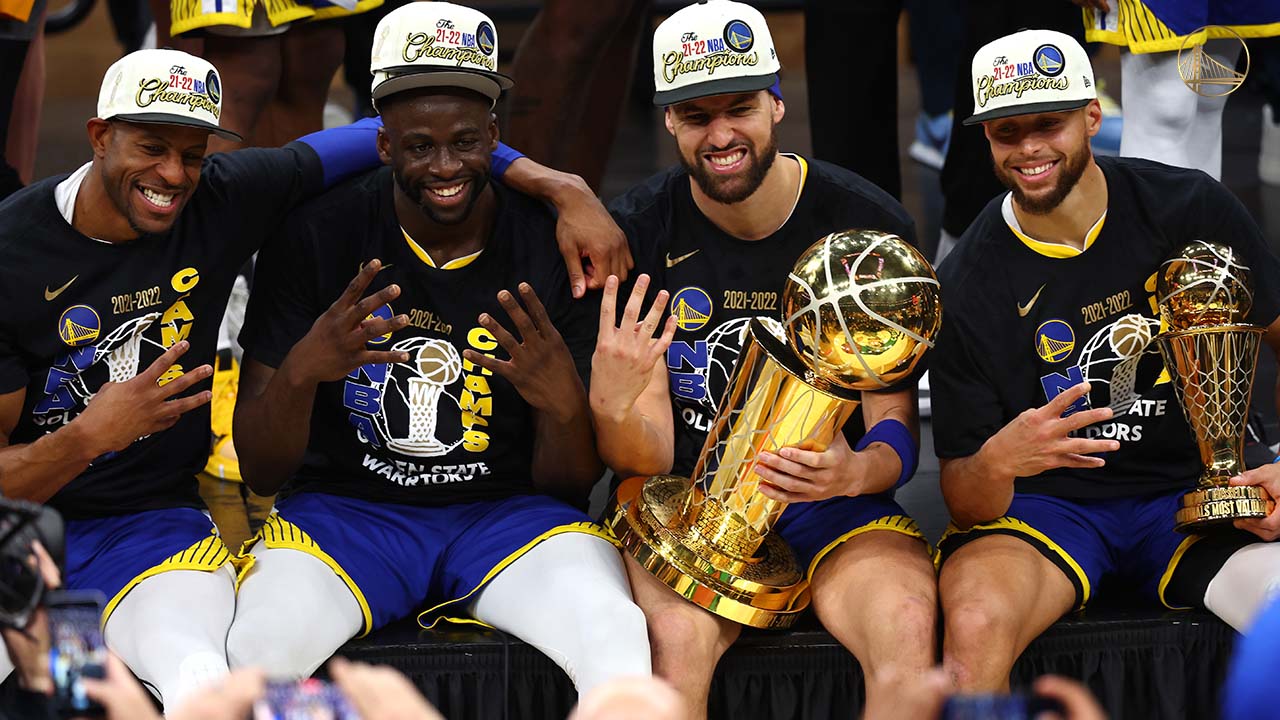 NBA: Warriors celebrate the championship but Curry gets to pop the champagne