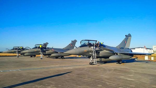 Rafale jets to be inducted into IAF on Sept 10, French Defence Minister invited