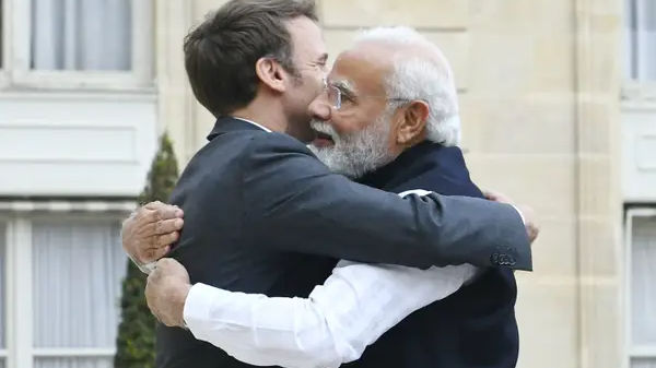 PM Narendra Modi thanks French President for ‘brief but fruitful’ visit