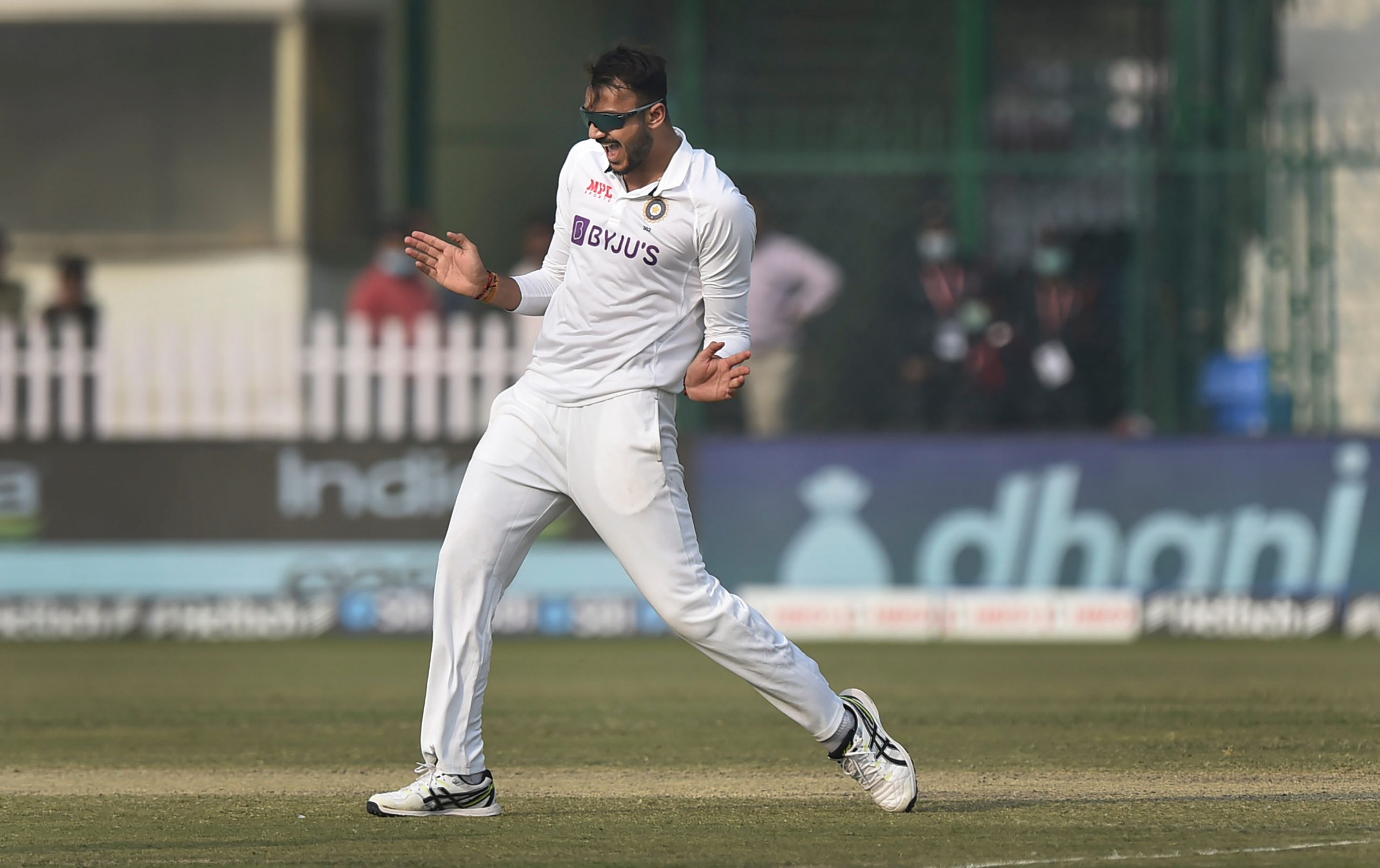 2nd Test: Axar Patel in for Jayant Yadav, India opt to bat vs Sri Lanka