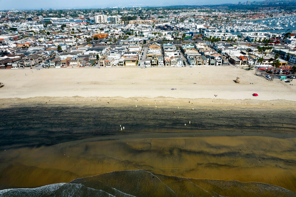 California oil spill: Ship’s anchor dragged pipeline, investigators say