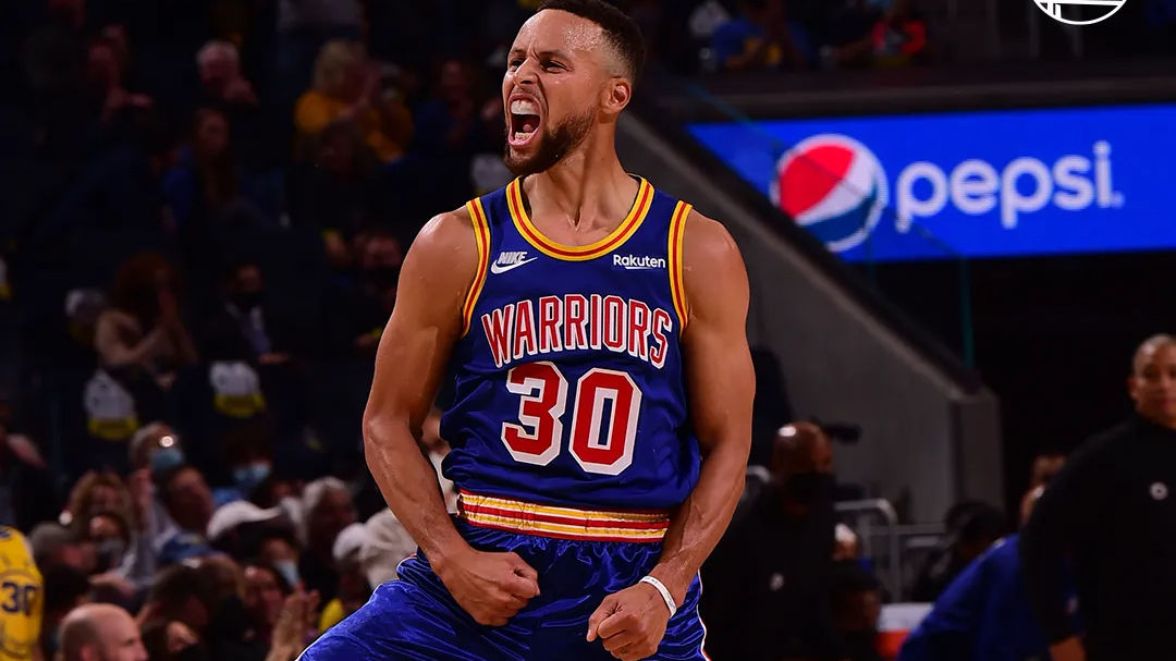 You’re sick: Curry’s wild 1st quarter stats gets shoutout from King James