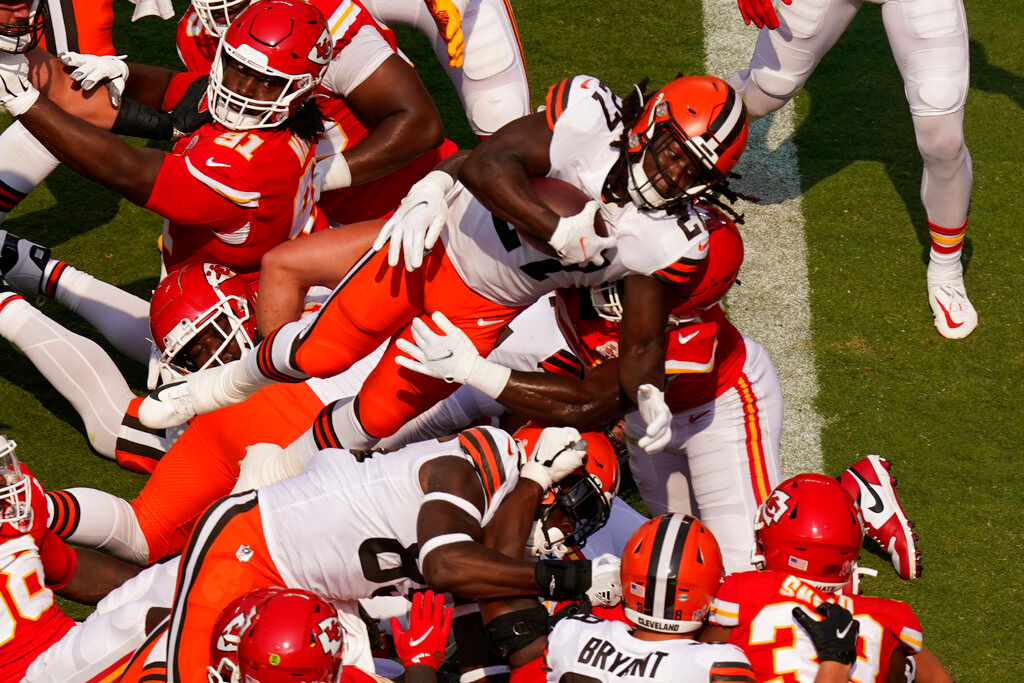 NFL: The Chiefs come from behind to beat the Browns in a thriller