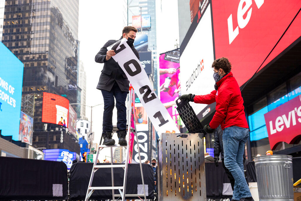 Times Square New Year show will go on despite virus surge, mayor says