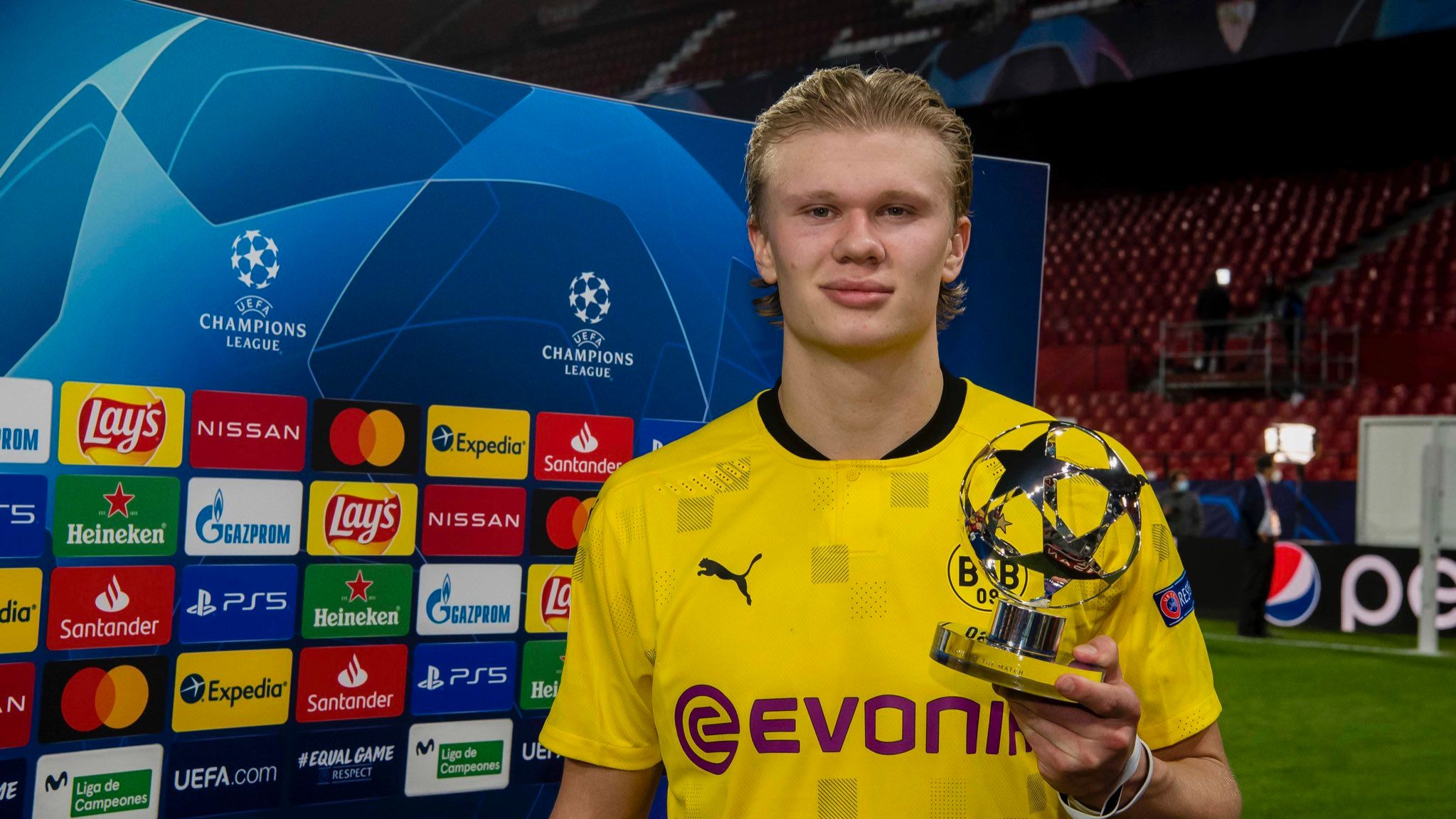 Champions League: Erling Haaland powers Borussia Dortmund to crucial away win against Sevilla