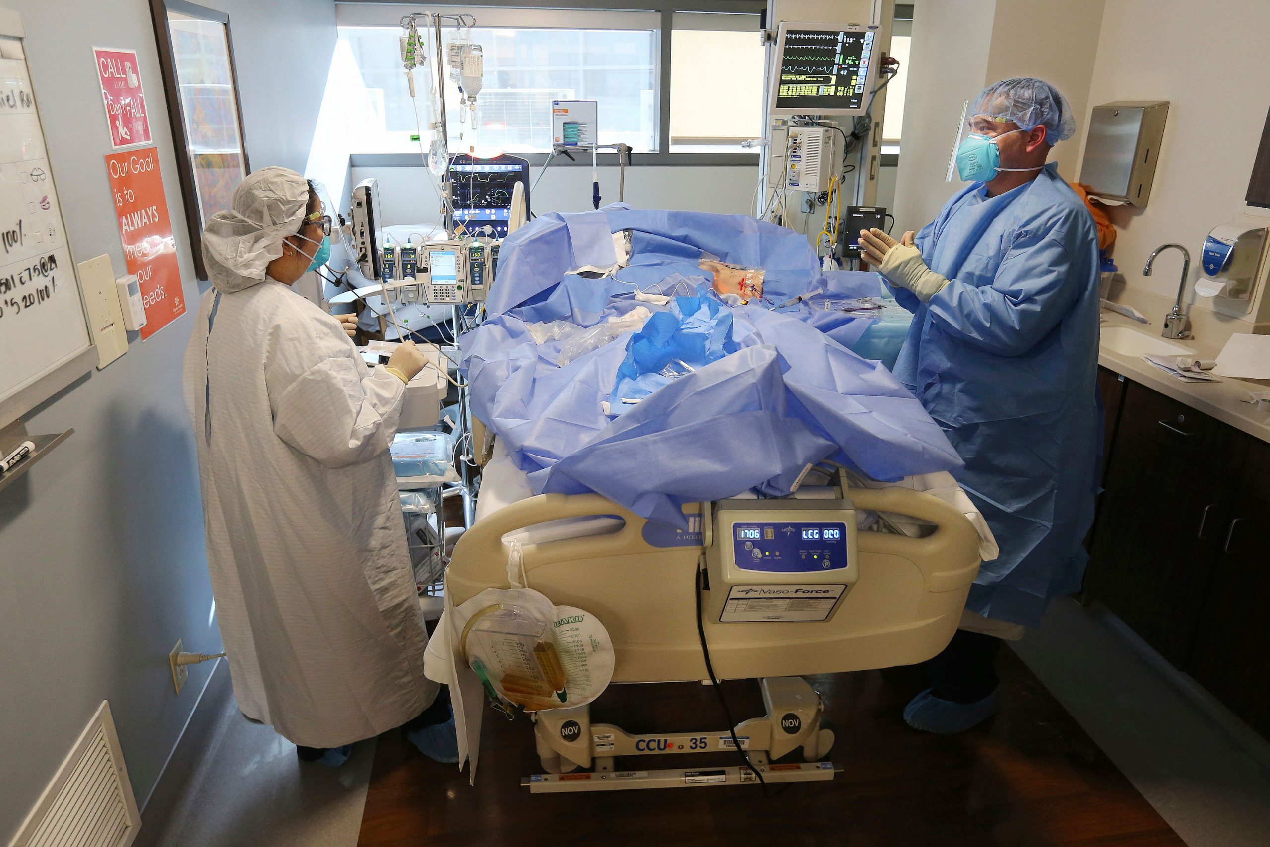 California hospitals near ICU capacity due to surge in COVID-19 cases