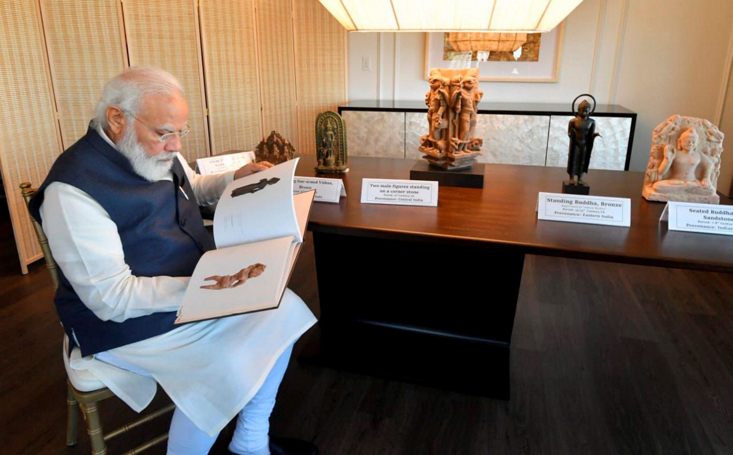 US hands over 157 antiques to India, PM Modi to bring them back