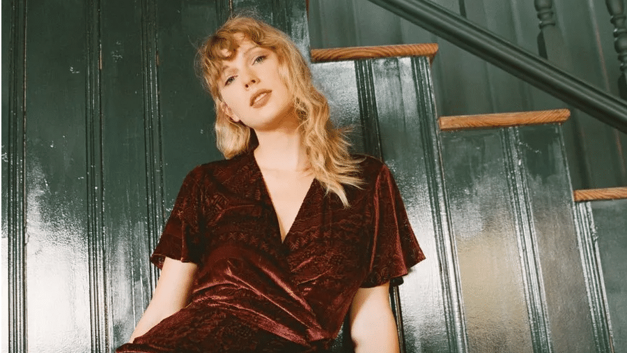 Taylor Swift releases the first unreleased song from her Fearless time