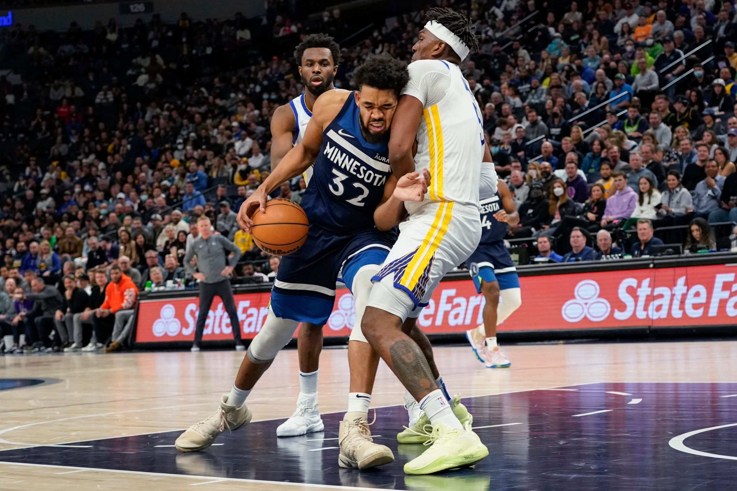 NBA: Towns scores 39 as Wolves inflict Warriors’ 6th loss in 8 games